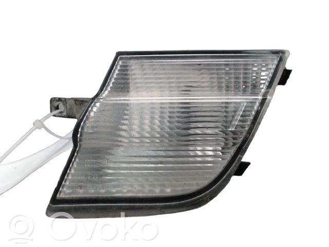 Nissan Micra Indicatore di direzione anteriore 