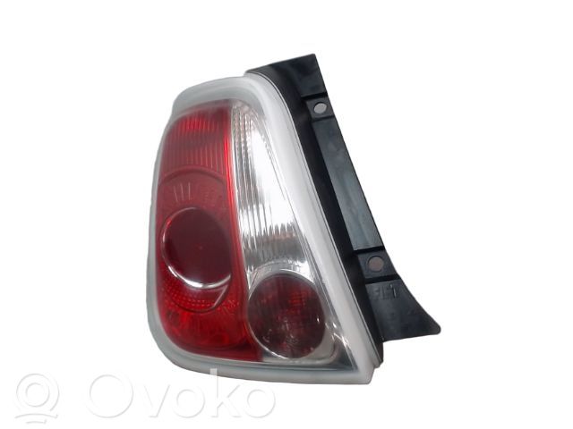 Fiat 500 Lampa tylna 