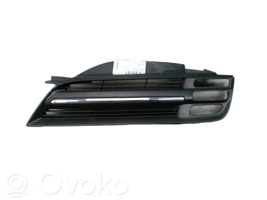 Nissan Micra Grilă radiator față 