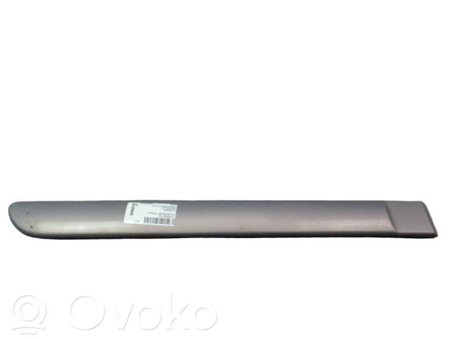 Citroen C3 Takaoven lista (muoto) 