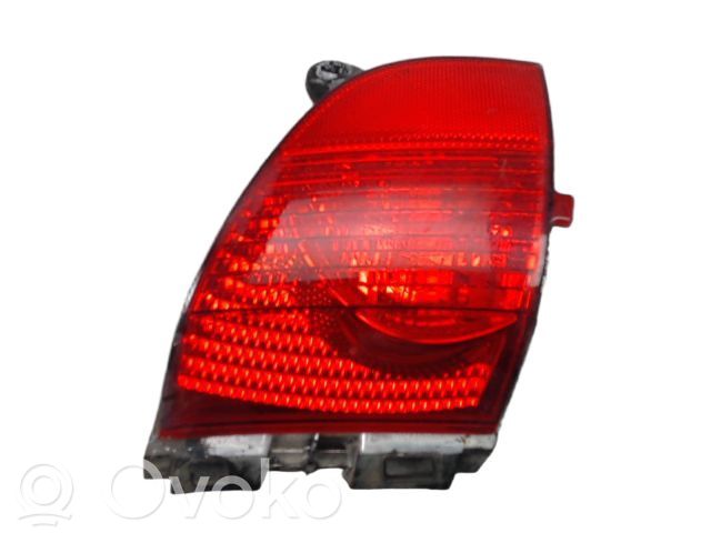 Peugeot 2008 I Luz del parachoques trasero 