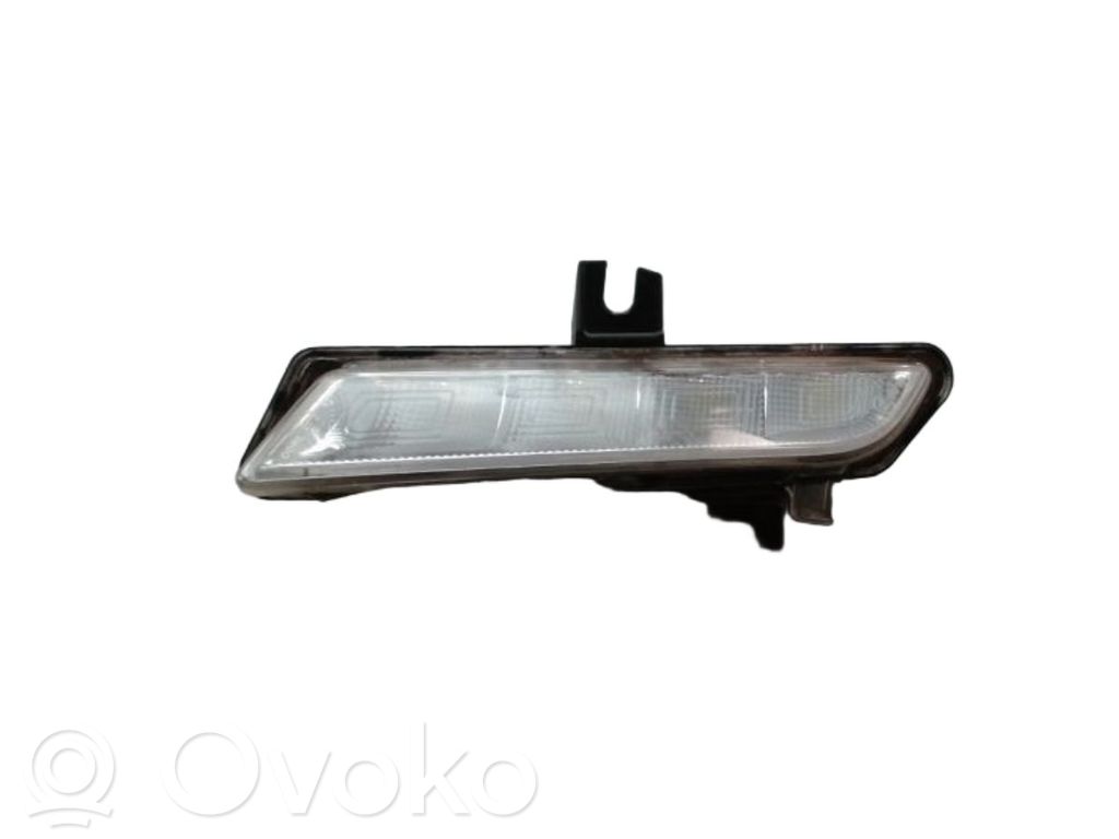 Renault Clio IV Faro diurno con luce led