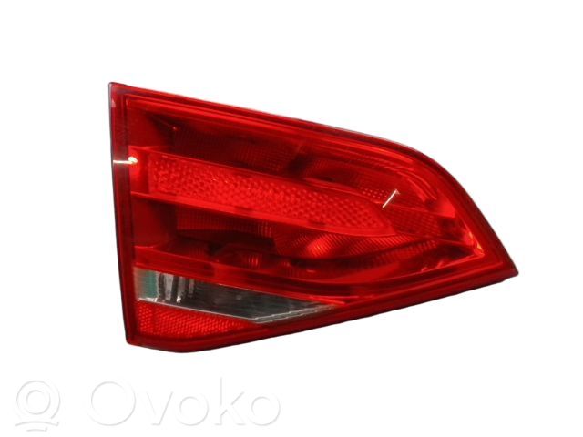 Audi A4 S4 B8 8K Lampy tylnej klapy bagażnika 