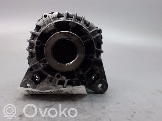 Renault Clio III Generatore/alternatore 