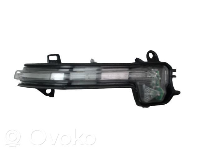 Kierunkowskaz na lusterko boczne   51169879128,51169879128