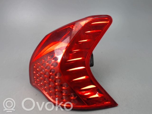 Peugeot 3008 I Luz trasera/de freno 