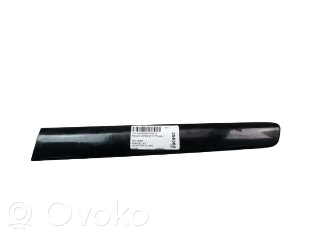 Volkswagen Polo IV 9N3 Listwa błotnika tylnego