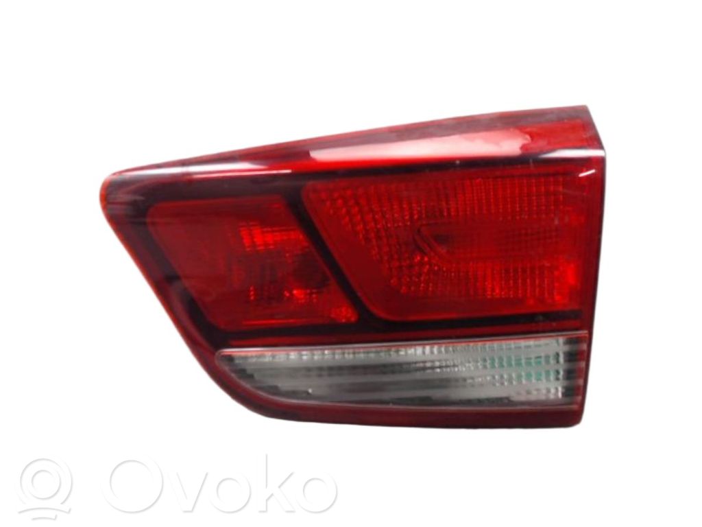 KIA Rio Lampă spate în capacul portbagajului