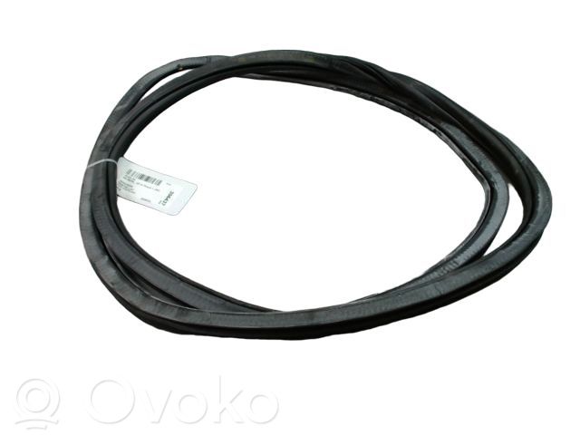 Gumowa uszczelka drzwi tylnych / na karoserii   8K5839912Q,8K5839912Q