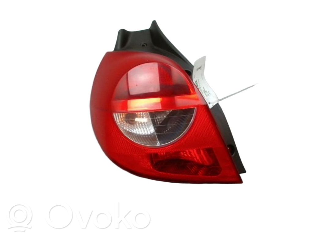 Renault Clio III Lampă spate în caroserie