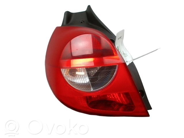 Renault Clio III Luci posteriori 