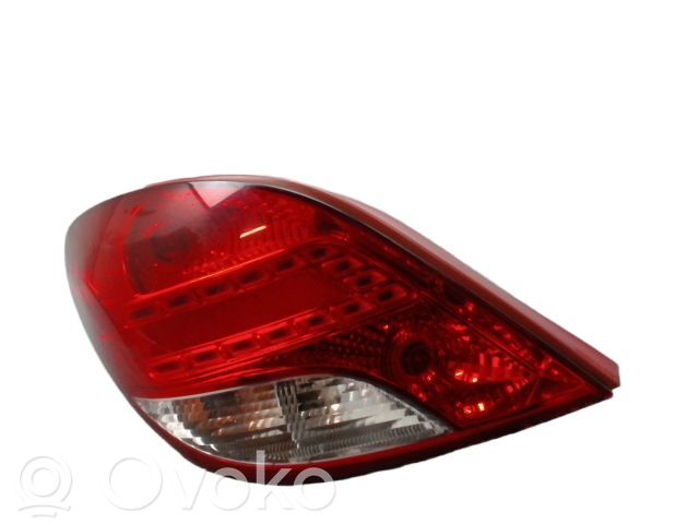 Peugeot 207 Lampă spate în caroserie 