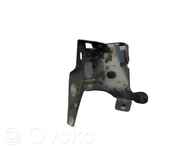 Renault Clio III Bridă fixare aripă față 