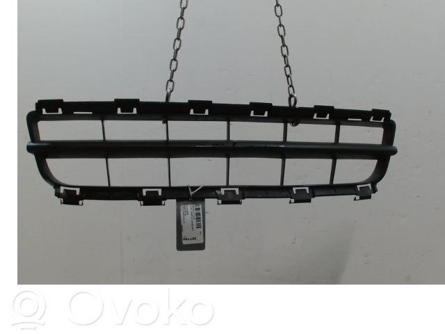 Renault Clio II Grilă inferioară bară față 