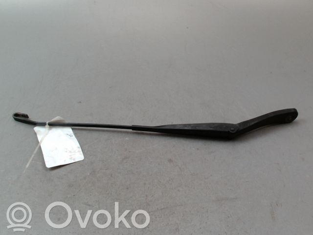 Dacia Sandero Wischerarm vorne