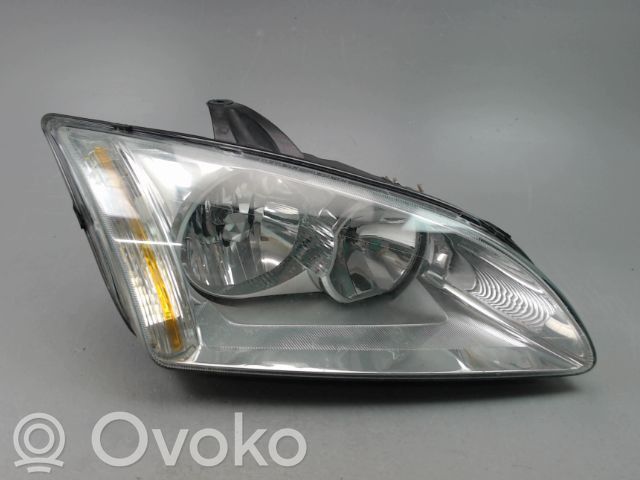 Ford Focus Lampa przednia 