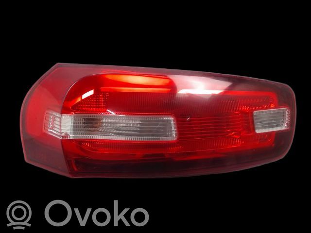 Citroen C4 II Picasso Luci posteriori
