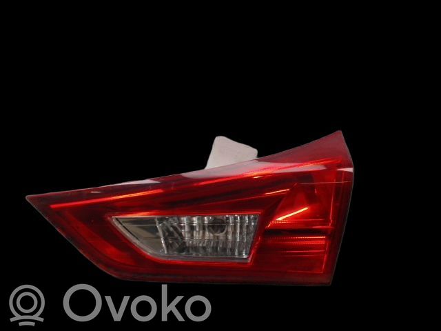 Toyota Auris E180 Luci posteriori del portellone del bagagliaio