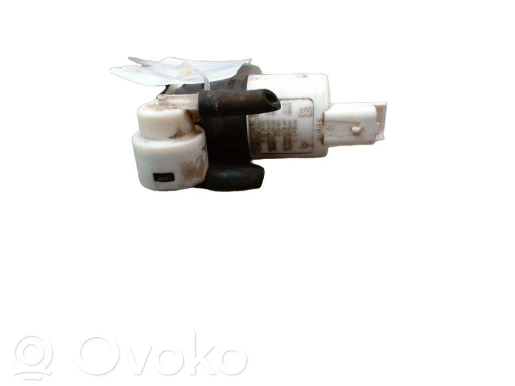 Citroen C4 II Pompa lavavetri parabrezza/vetro frontale 