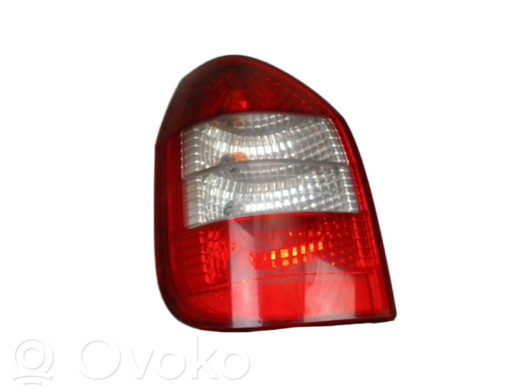 Opel Zafira B Lampă spate în caroserie