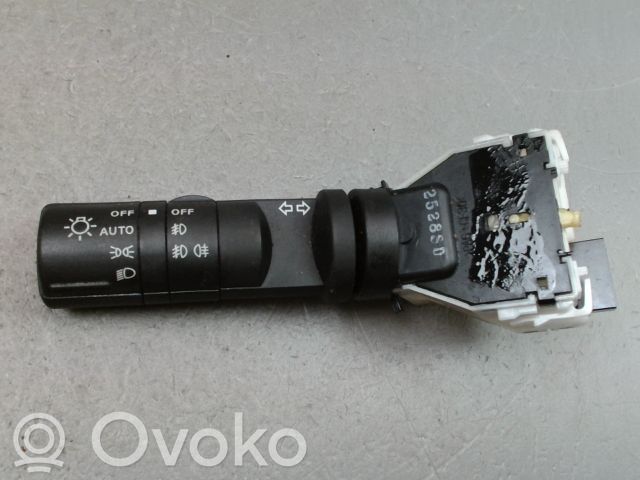 Nissan Qashqai Interruttore luci