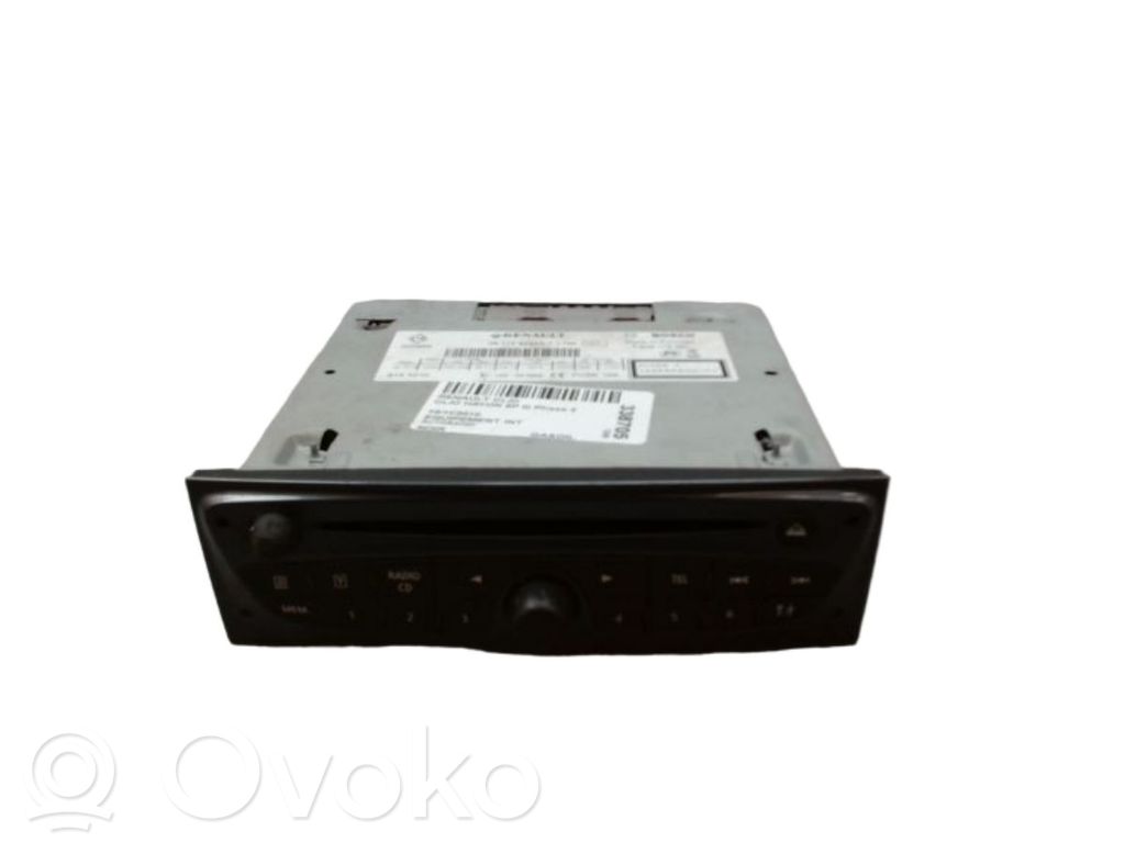Renault Clio III Panel / Radioodtwarzacz CD/DVD/GPS