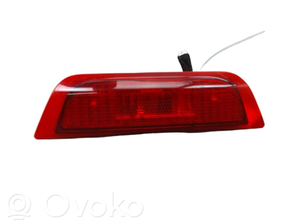 Nissan Micra Dritte Bremsleuchte