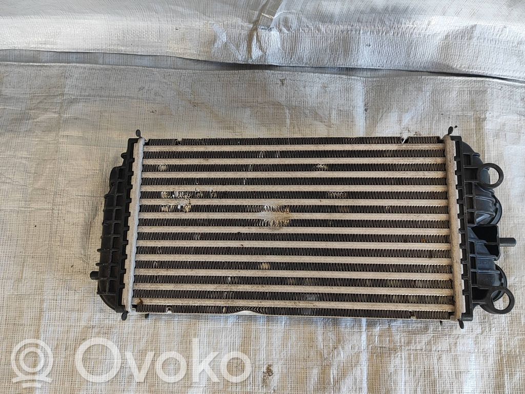 Citroen C4 III e-C4 Interkūlerio radiatorius 