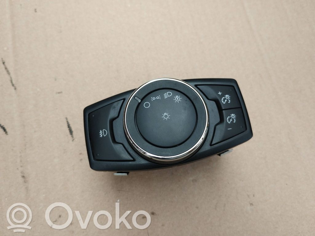 Ford Ecosport Light switch 