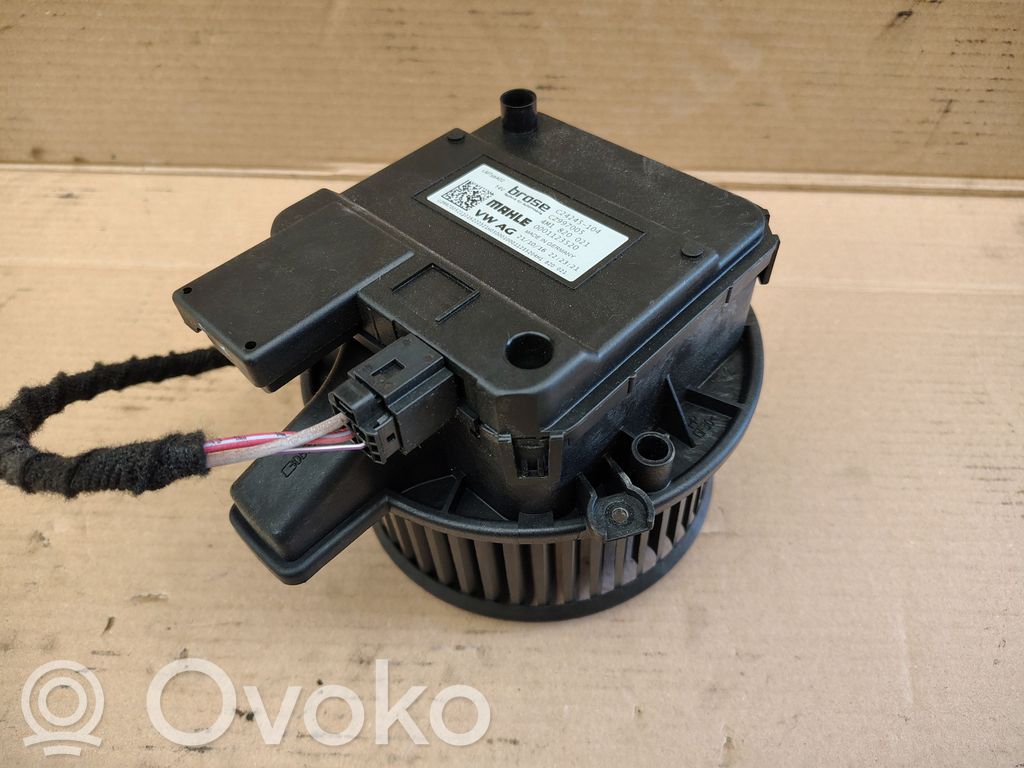 Audi A4 S4 B9 Wentylator nawiewu / Dmuchawa 