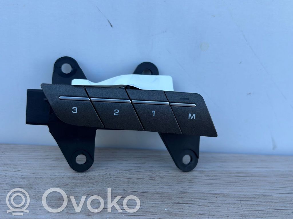 Land Rover Range Rover Evoque L538 Tailgate/trunk/boot open switch 