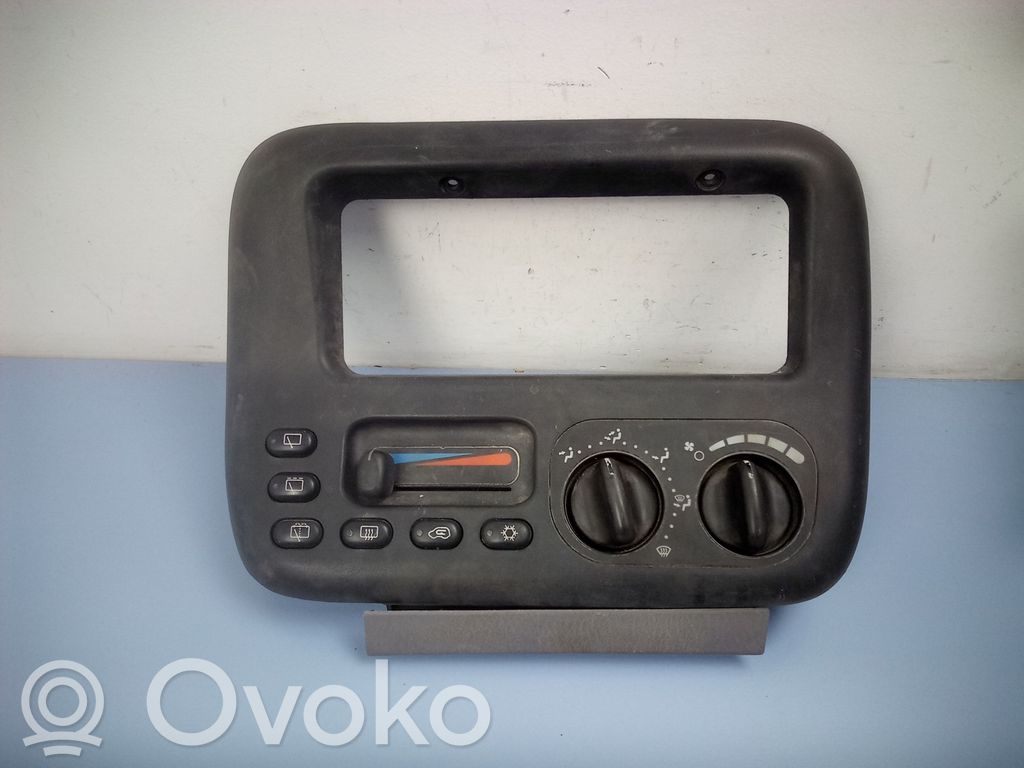 Chrysler Voyager Climate control unit 