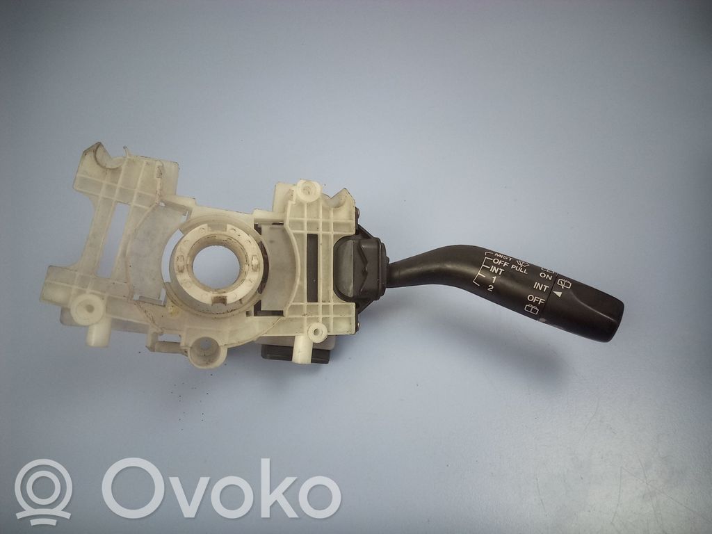 Mazda 323 Stikla tīrītāja vadības pogas kātiņš 