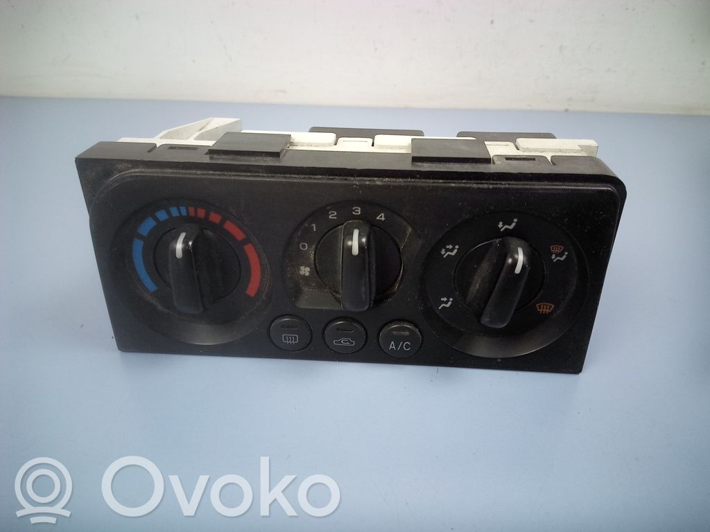 Subaru Legacy Climate control unit 