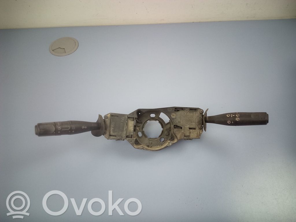 Citroen Berlingo Wiper turn signal indicator stalk/switch 