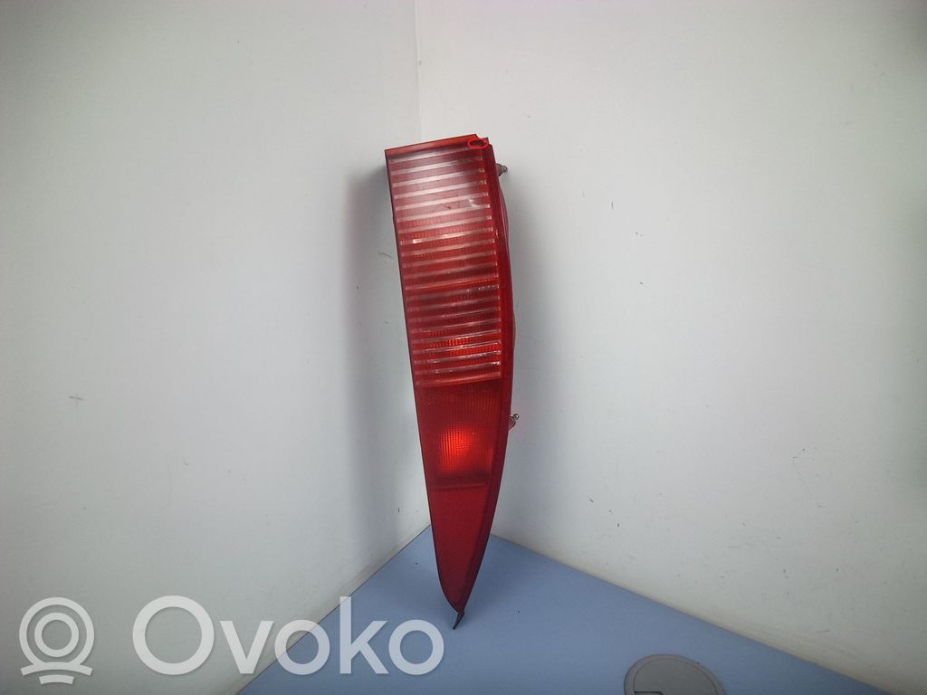 Takavalot   2549,0319383104