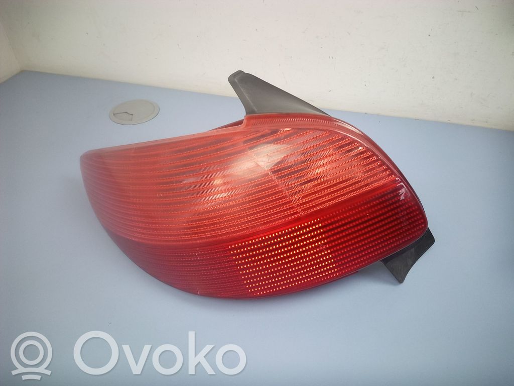 Peugeot 206 Rear/tail lights 