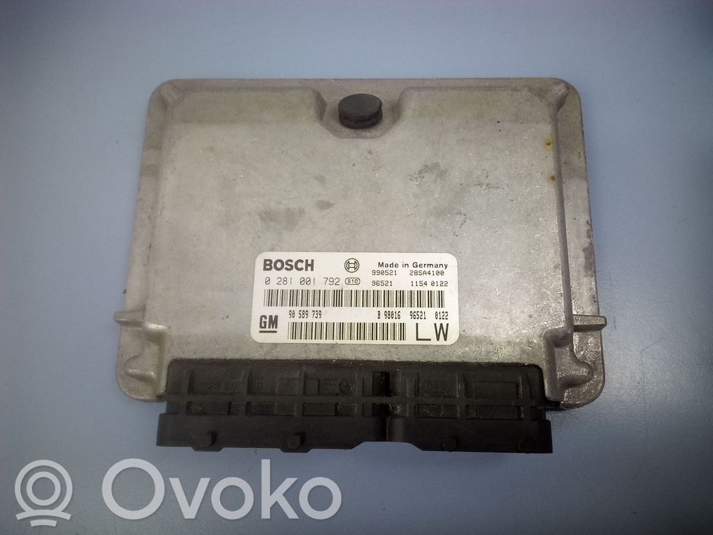 Opel Frontera B Engine control unit/module 