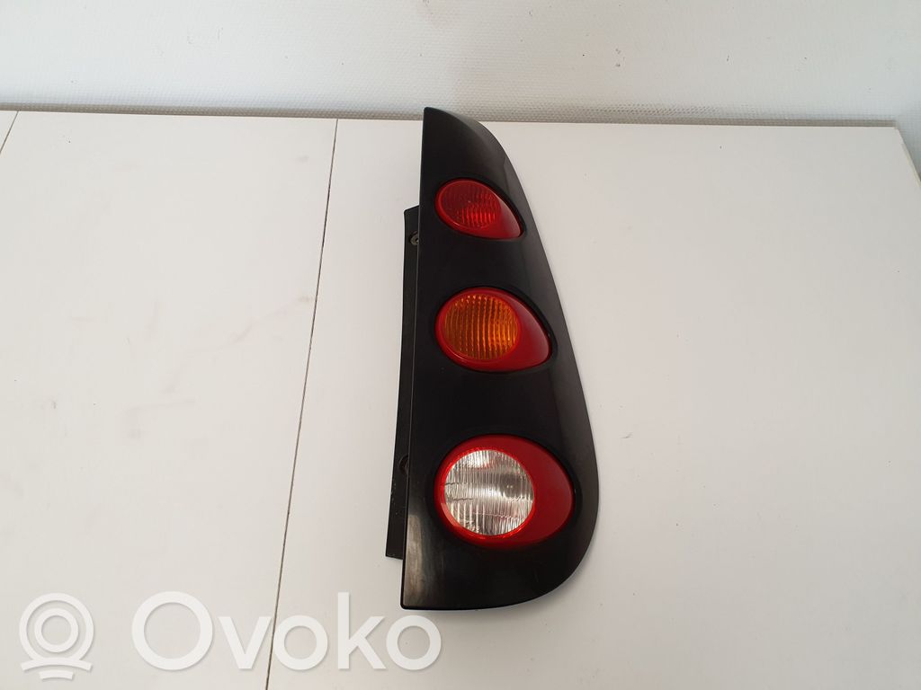 Smart ForFour I Galinio žibinto stiklas (kėbule) 