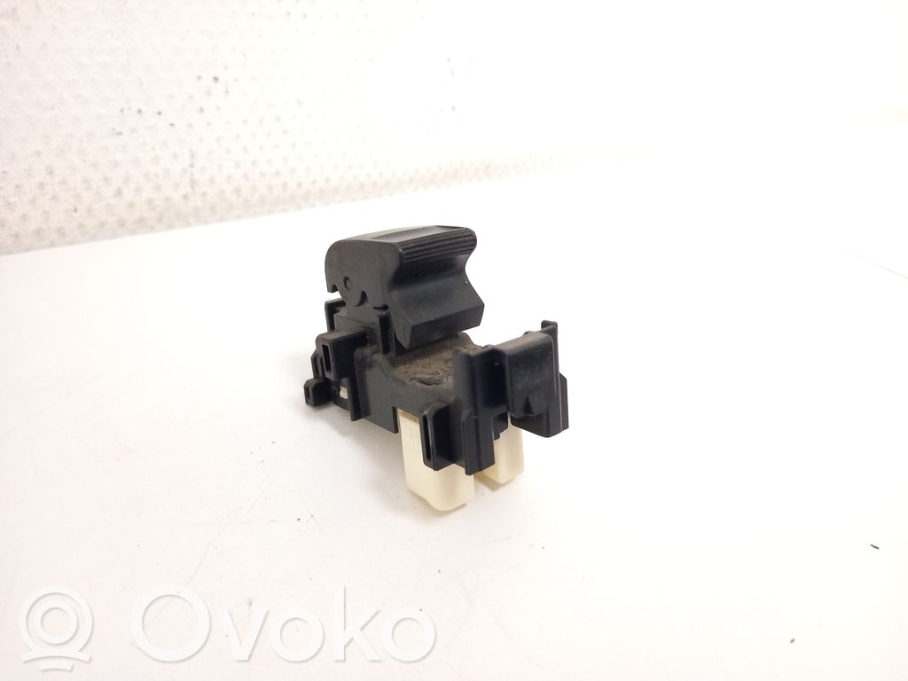 Toyota Auris 150 Electric window control switch 