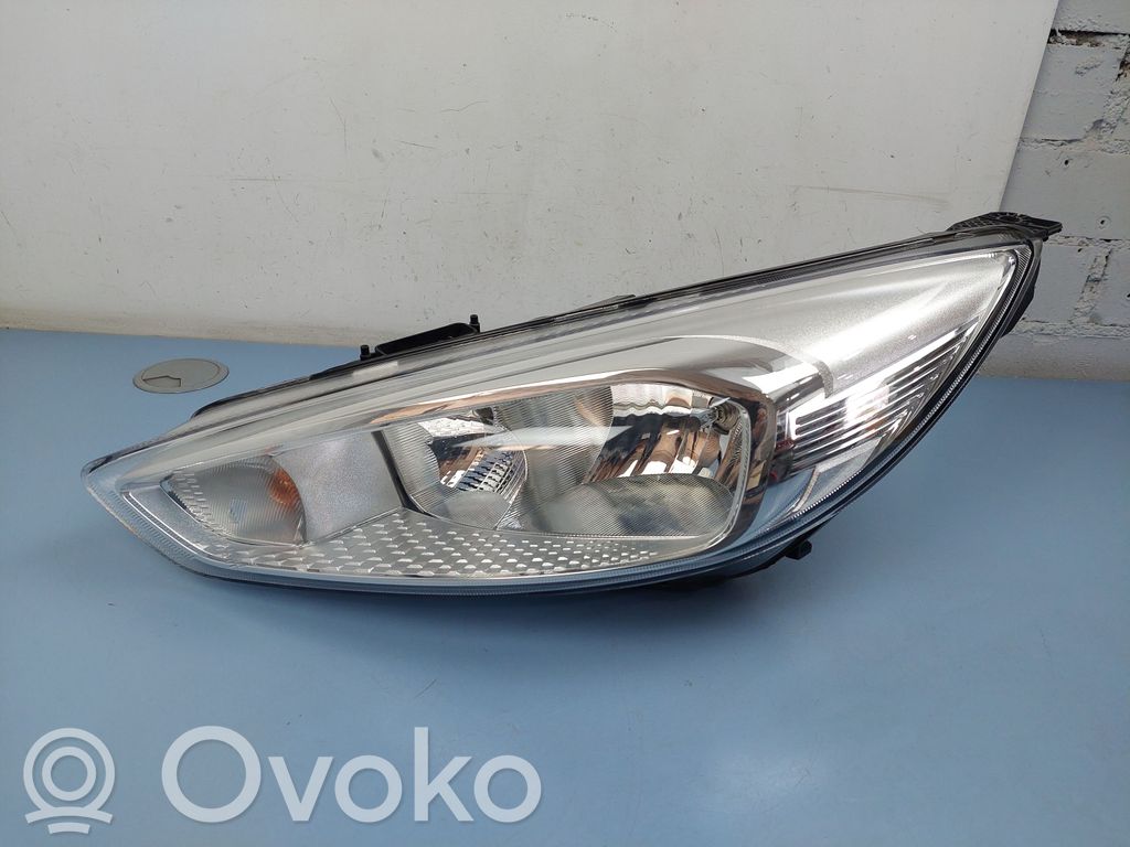 Ford Focus Headlight/headlamp 