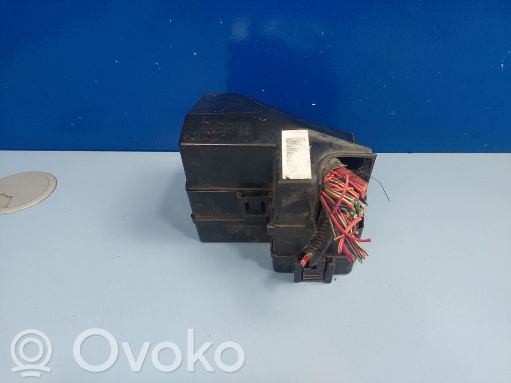 Módulo de fusible   71543150,XW4T14A003E