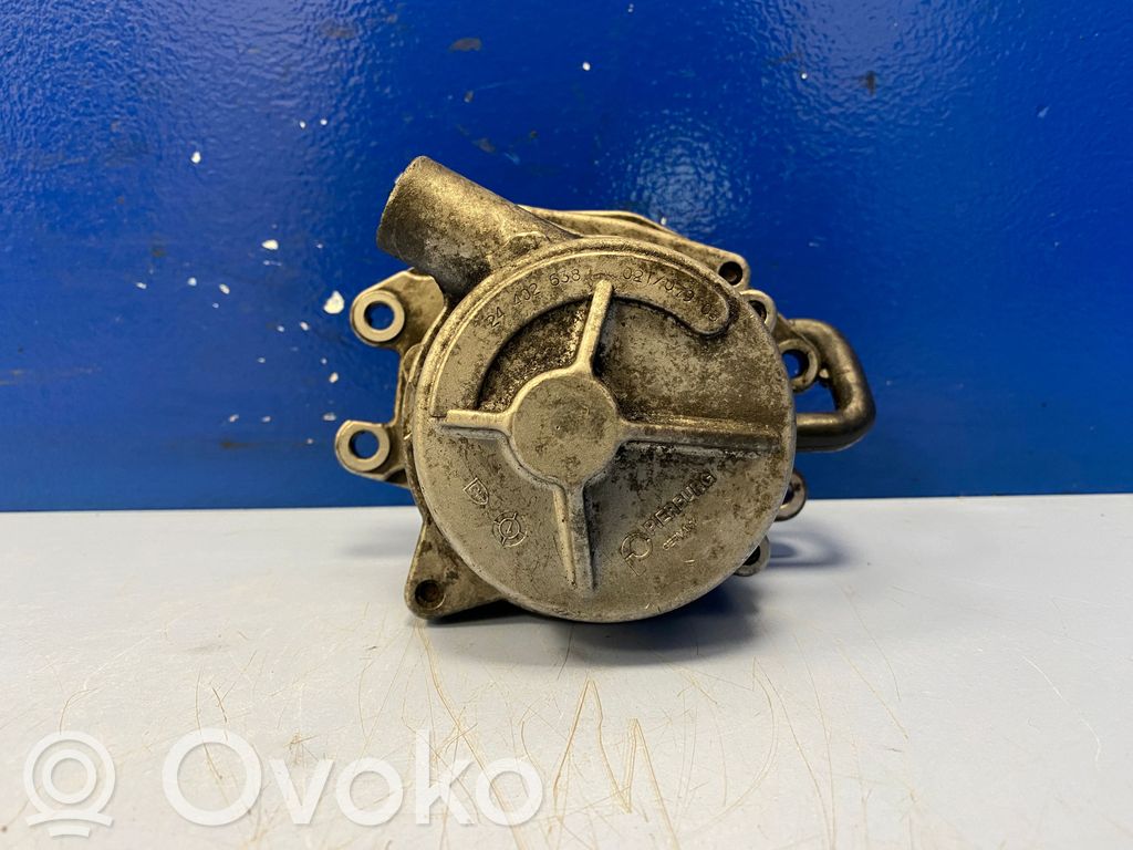 Opel Omega B2 Pompa podciśnienia / Vacum 