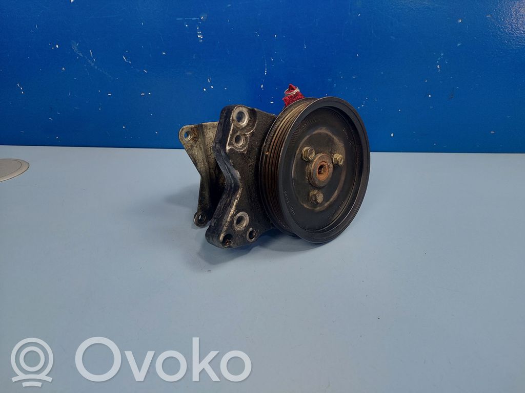Land Rover Freelander Power steering pump 