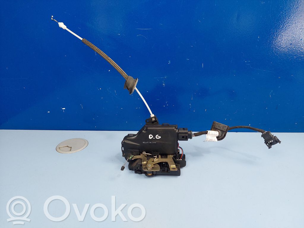 Audi A2 Galinių durų spyna 