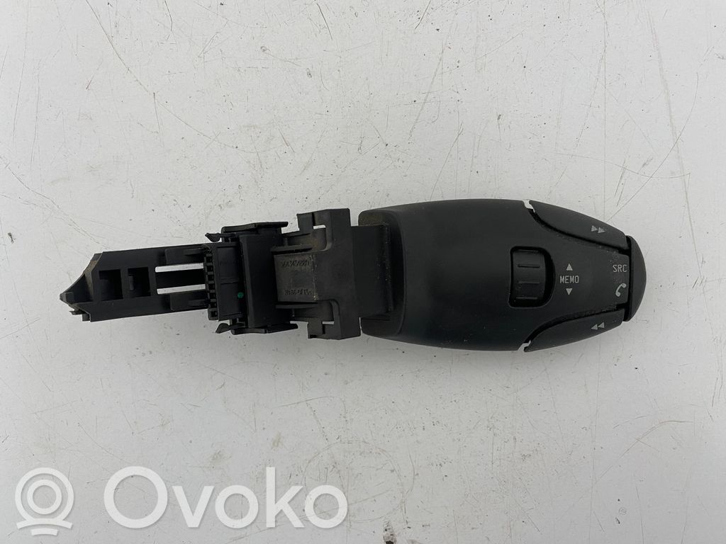 Peugeot 307 Interruptor de control multifunción 