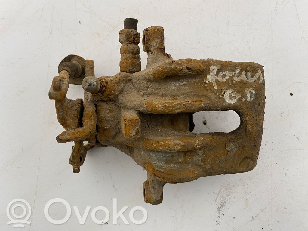 Ford Focus Задний суппорт 