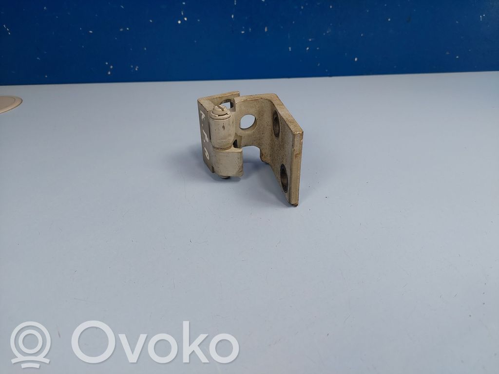 BMW X5 E53 Front door lower hinge 