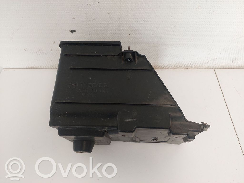 Akumuliatoriaus dėžė   CC3056040
