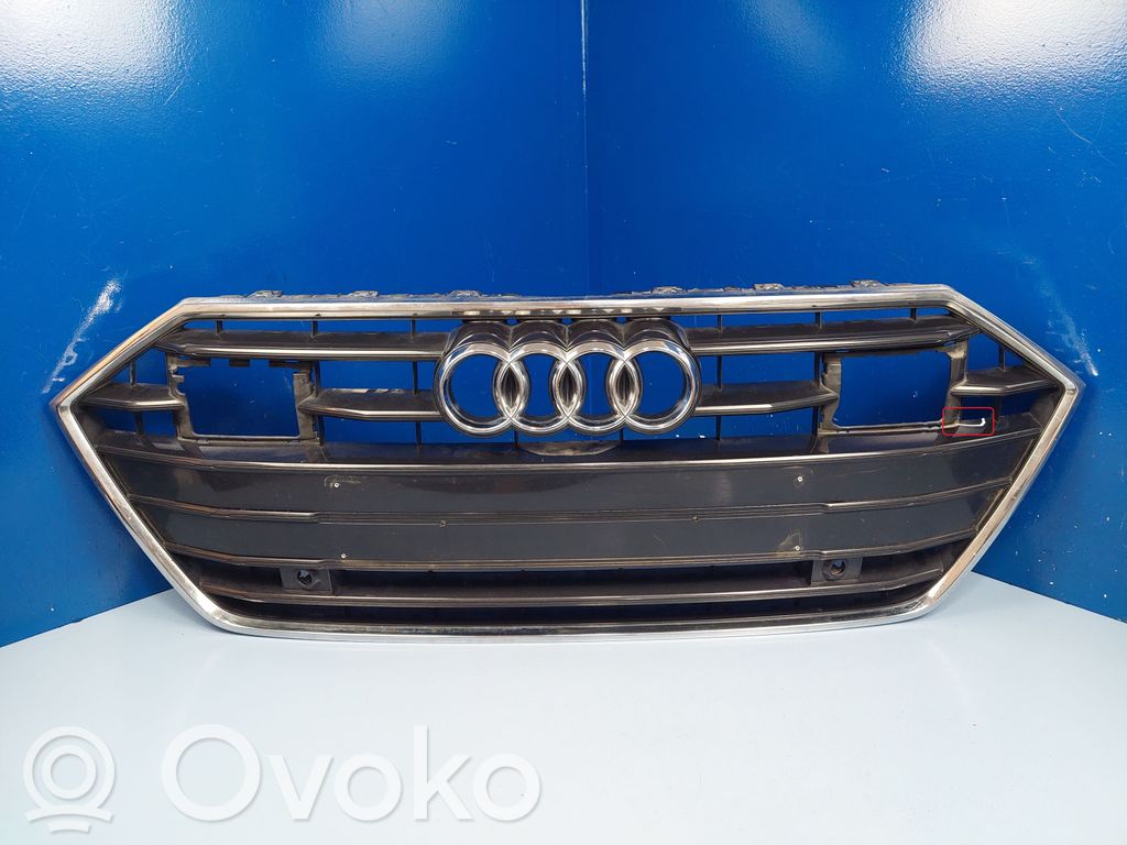 Audi A7 S7 4K8 Etupuskurin ylempi jäähdytinsäleikkö 